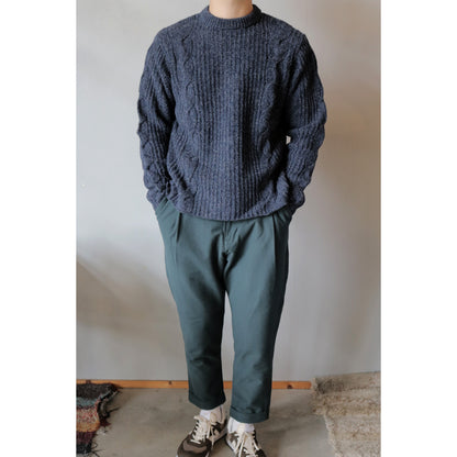 Knit Tuck appeared  Pants